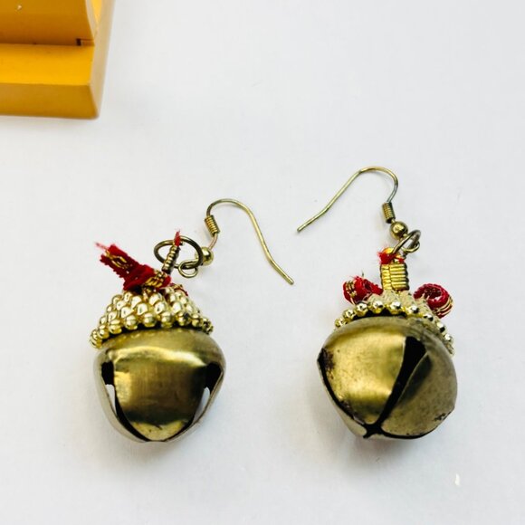 Vintage-Inspired Gold-Toned Jingle Bell Earrings With Red Bow Accent & Decorativ - Picture 3 of 4